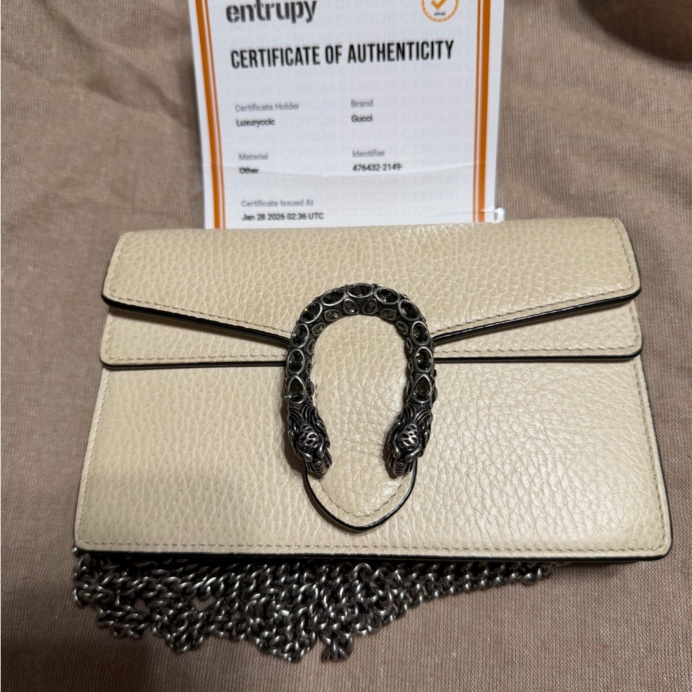 Gucci Beige Leather Clutch with Silver Chain